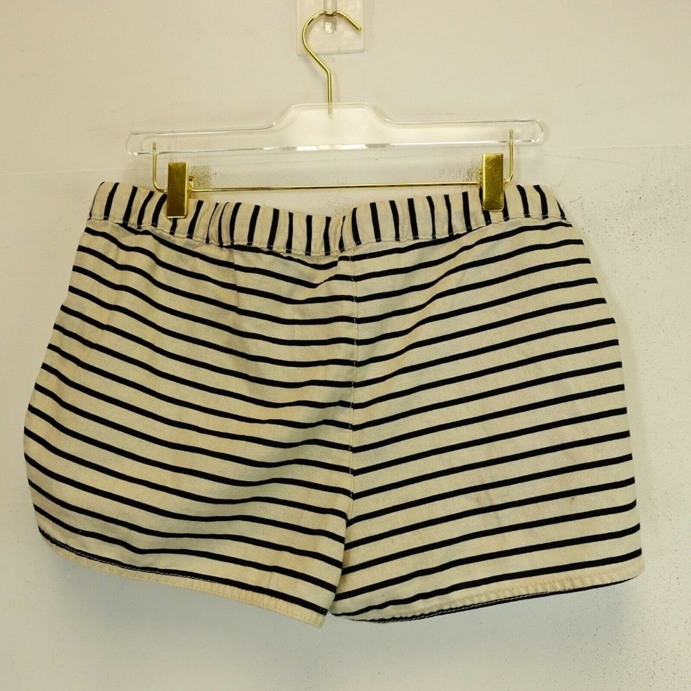 J. CREW Women's White Black Dolphin Shorts MEDIUM Beach Striped Mid Rise Relaxed - Picture 9 of 11